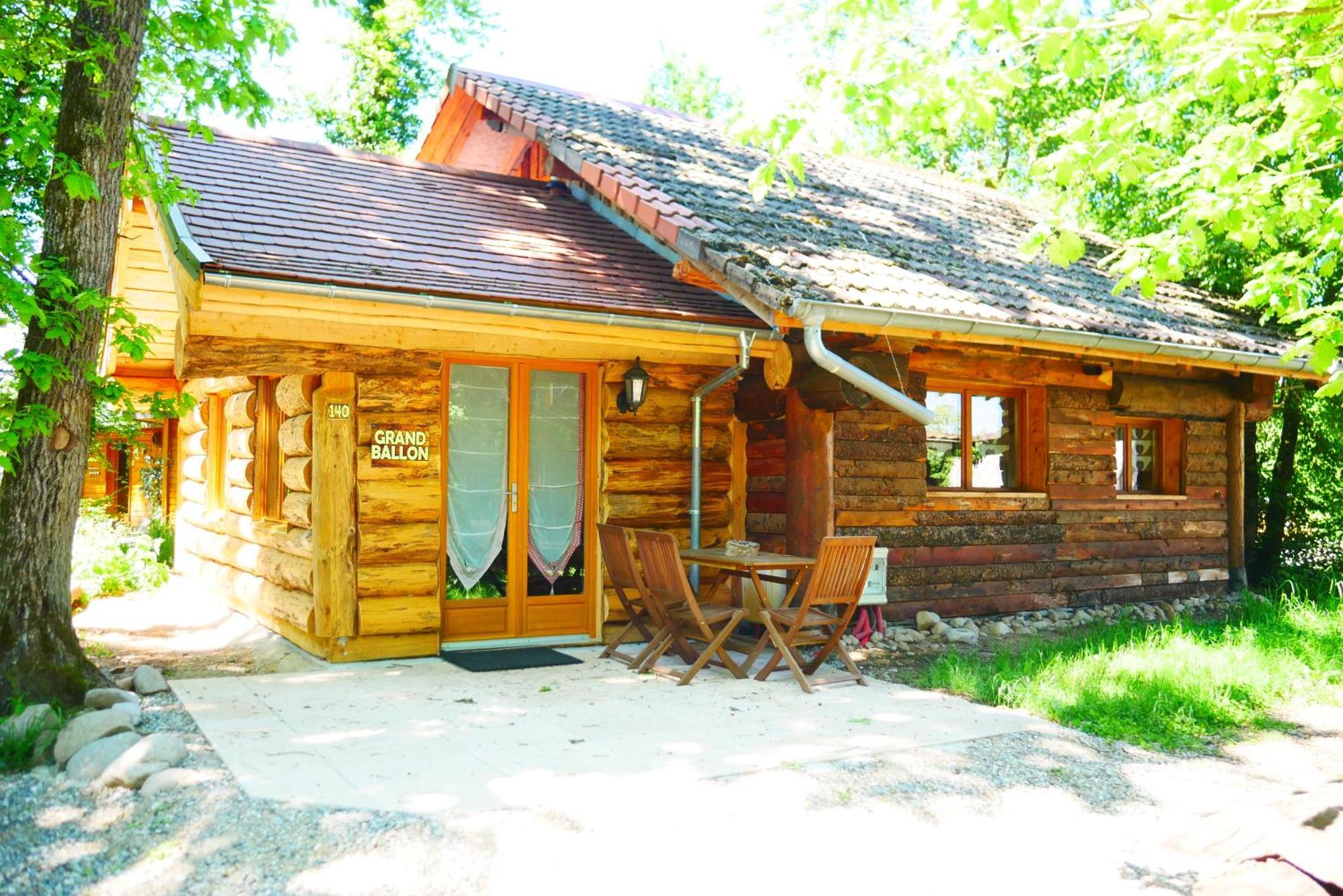 Camping Alsace Les Castors بيونُبْتْ لو أو المظهر الخارجي الصورة
